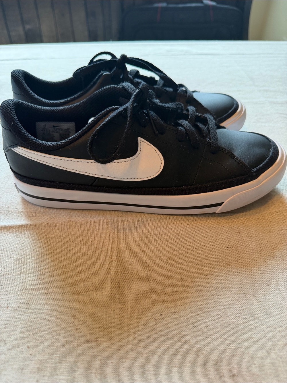 Nike Court Legacy Big Kids' Sneakers size 5Y